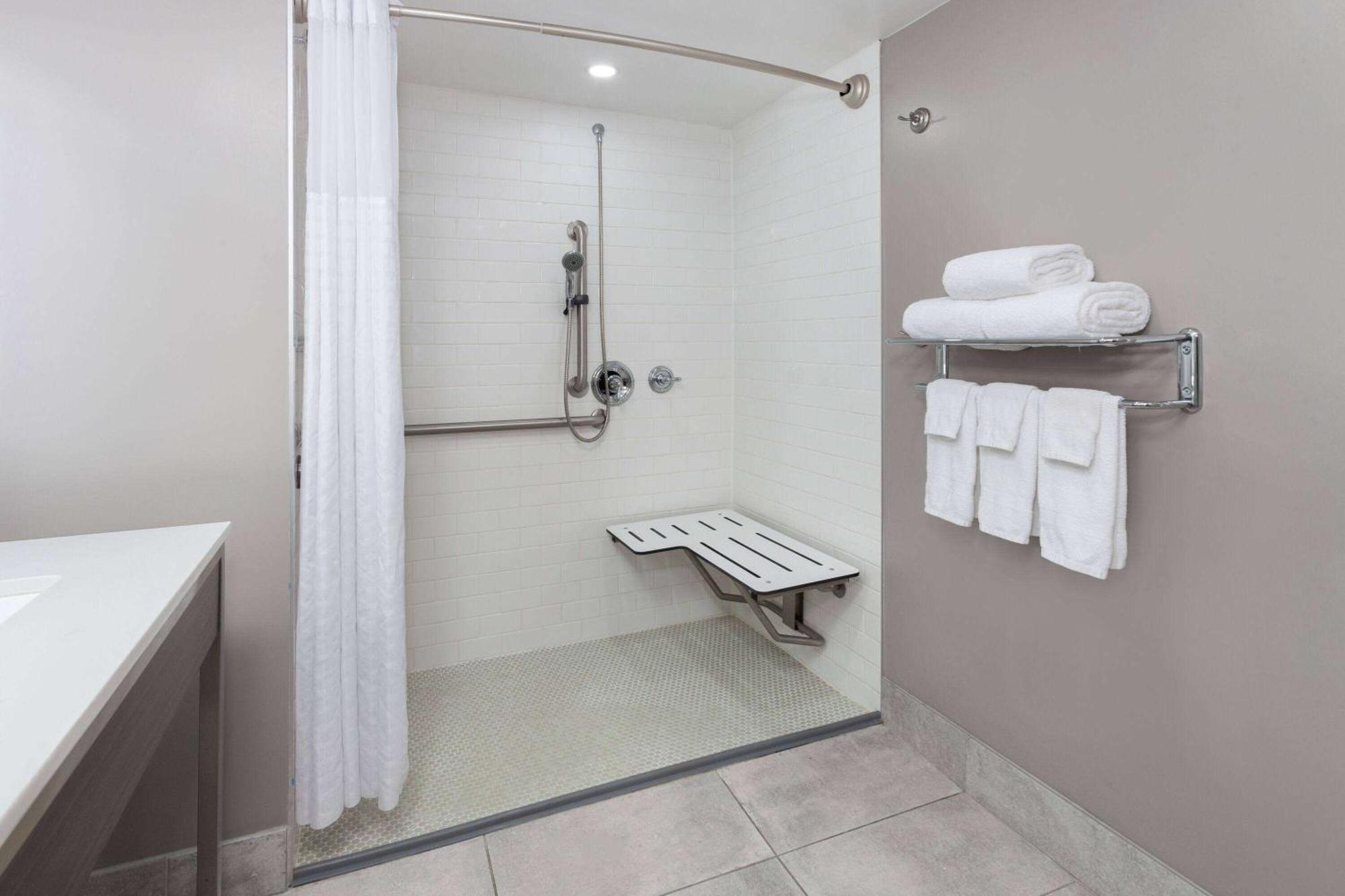 Super 8 By Wyndham Baltimore Northwest Windsor Mill Exteriér fotografie